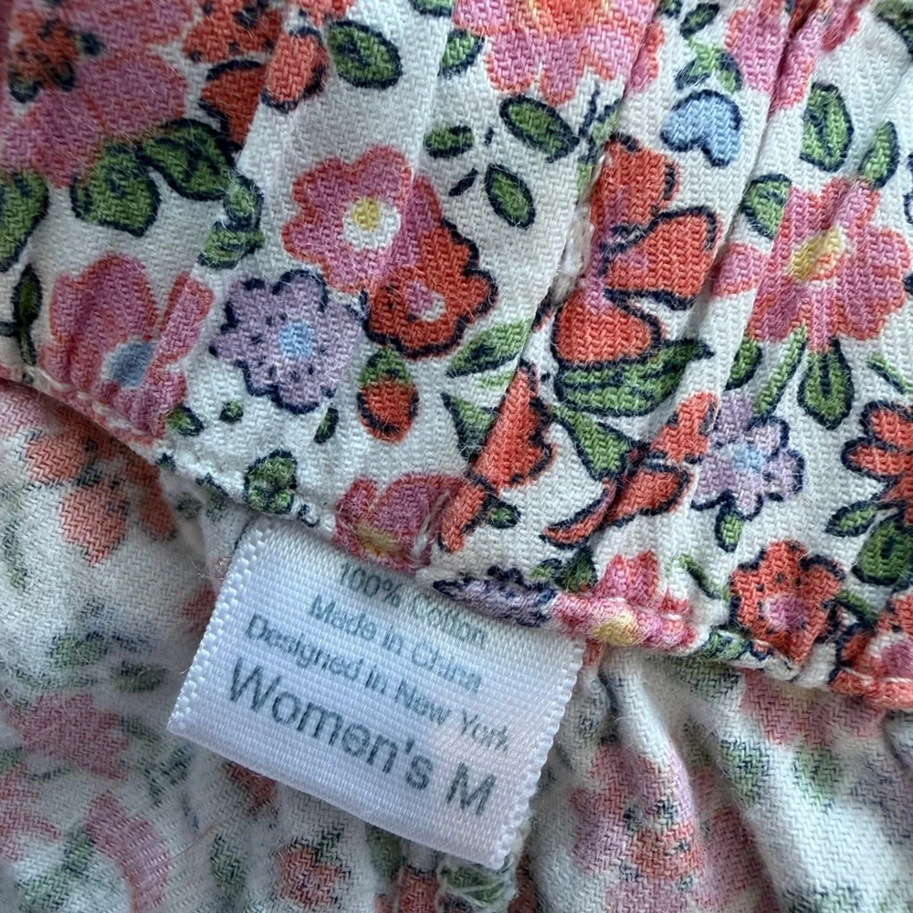 Petite Plume Twill Fleur de Roses, Medium - Picture 6 of 8